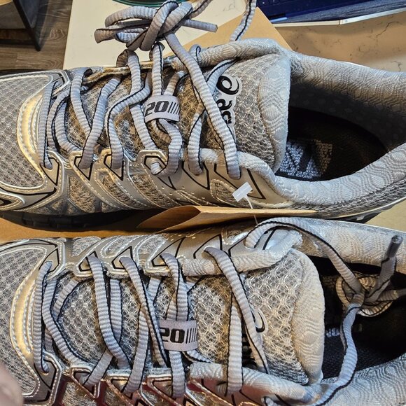 Asics Gel-Kayano 20 Gravel Pure Silver 1203A388-020 Running Shoes Mens Size 10 - Picture 6 of 9